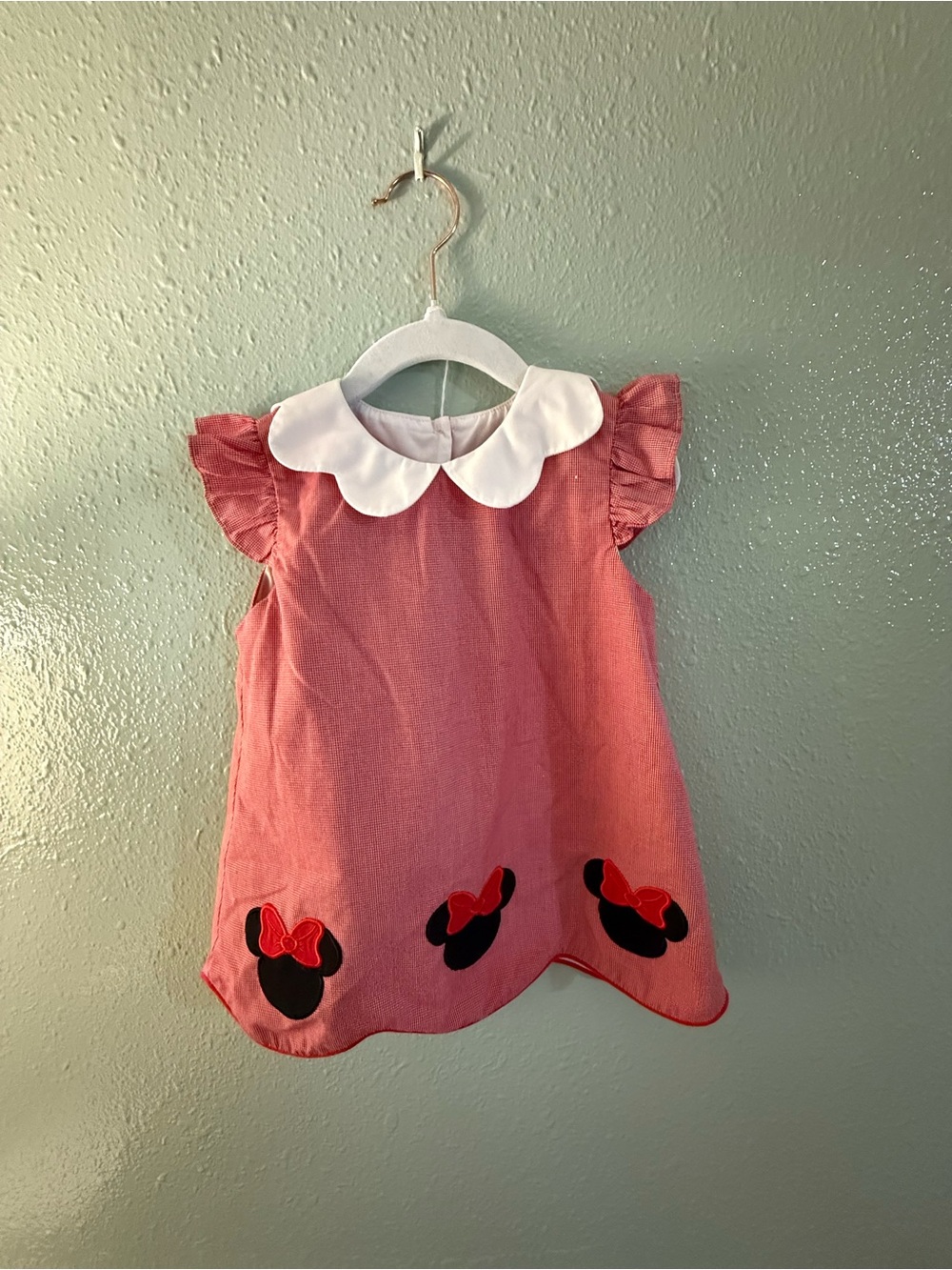 Girls Pink Scallop Hem top with White Peter Pan Collar and red pants